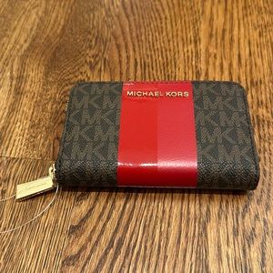 NWT Michael Kors Small Pebbled Wallet - Red and Brown